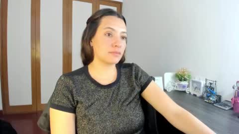 Snapshot of sensual__lady chatting on 12-06-24, 08:40 Samantha - online show from 12-06-24, 08:40