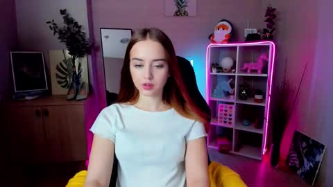 Emily  online show from 02-19-26, 08:32