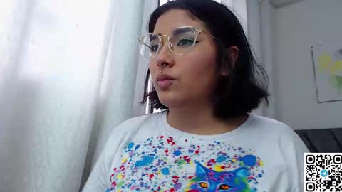 Camille and sophie online show from 12-21-24, 10:40