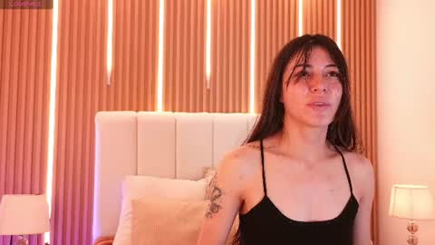 Snapshot of sensual_kim77 chatting on 06-24-26, 12:48 Sensual Kim77 online show from 06-24-26, 12:48