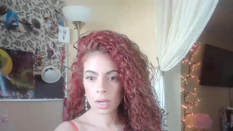 Snapshot of sensual_paradise_ chatting on 02-09-25, 07:41 V online show from 02-09-25, 07:41