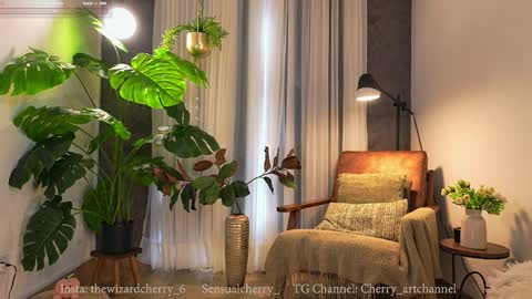 Maria- OF sensual bee online show from 03-27-26, 09:36