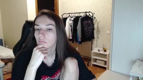 Snapshot of senxual__ chatting on 12-26-24, 10:09 senxual__ online show from 12-26-24, 10:09