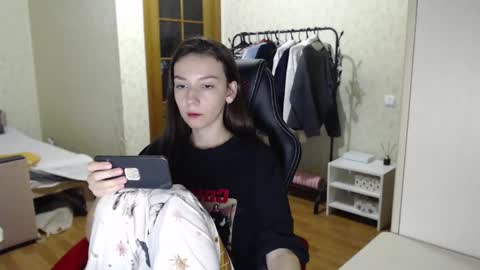 Snapshot of senxual__ chatting on 01-25-25, 08:10 senxual__ online show from 01-25-25, 08:10