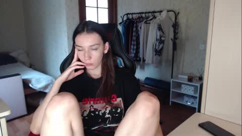 Snapshot of senxual__ chatting on 02-01-25, 11:32 senxual__ online show from 02-01-25, 11:32