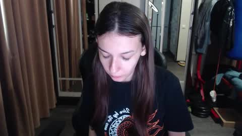 Snapshot of senxual__ chatting on 09-24-25, 07:23 senxual__ online show from 09-24-25, 07:23