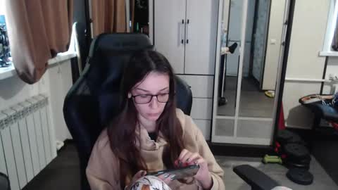 Snapshot of senxual__ chatting on 09-26-25, 10:41 senxual__ online show from 09-26-25, 10:41