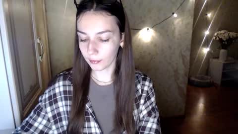 Snapshot of senxual__ chatting on 10-20-25, 03:23 senxual__ online show from 10-20-25, 03:23