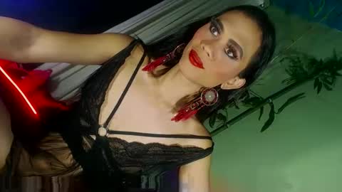 senyora_evangelista online show from 05-13-26, 04:59
