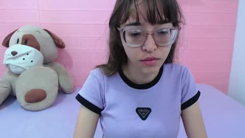 Snapshot of serafina_ chatting on 01-08-25, 12:15 serafina_ online show from 01-08-25, 12:15