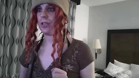 F A E online show from 05-06-26, 01:47