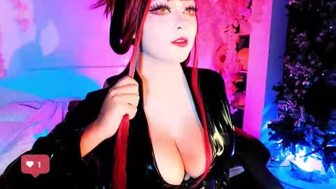 seraphine online show from 12-14-25, 01:00