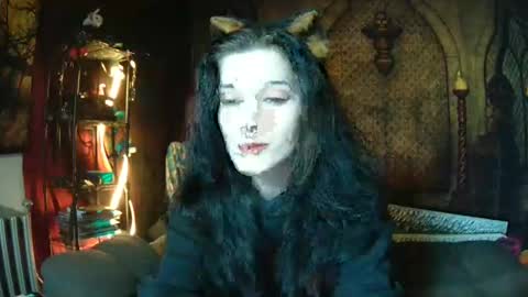 Snapshot of seraphinmunster chatting on 11-21-25, 11:14 Seraphin Munster online show from 11-21-25, 11:14