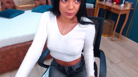 Snapshot of serena_mendez chatting on 12-07-24, 06:54 Serena online show from 12-07-24, 06:54