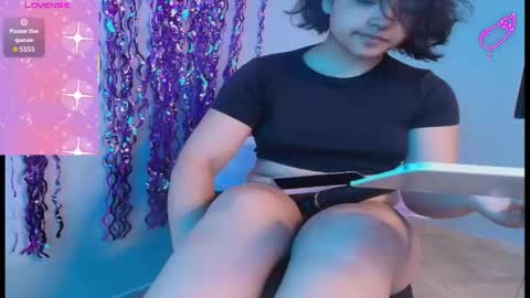 Snapshot of serena_rose_rs chatting on 11-11-25, 04:07 serena_rose_rs online show from 11-11-25, 04:07