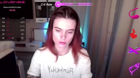 Snapshot of serenamilss chatting on 12-20-24, 02:38 serenamilss online show from 12-20-24, 02:38