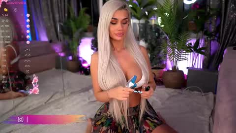 Serene Sophiex online show from 03-11-25, 01:59