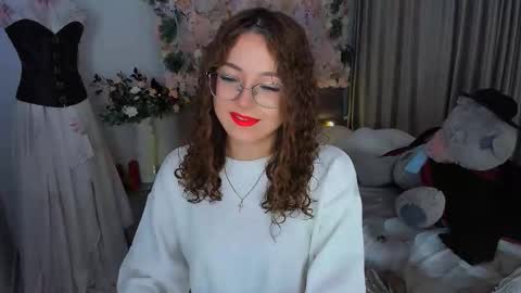 Ophelia online show from 11-01-25, 07:05