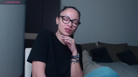 SereneSophi online show from 04-11-26, 04:28