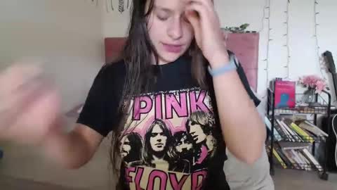 serenity_crystal online show from 12-26-24, 04:58