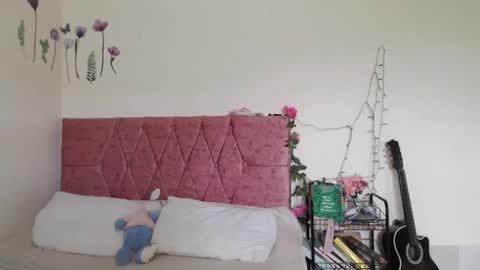 serenity_crystal online show from 01-23-25, 06:14