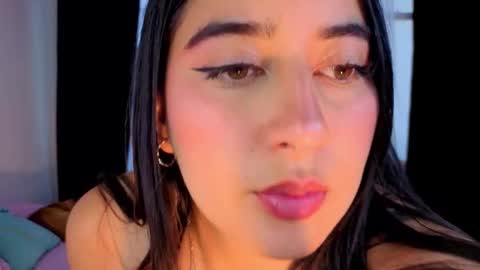 Serenna Cruz online show from 12-04-25, 10:07