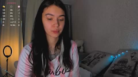 Ariana online show from 11-13-25, 06:29