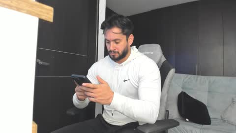 Sergi Mancini online show from 12-15-25, 08:07