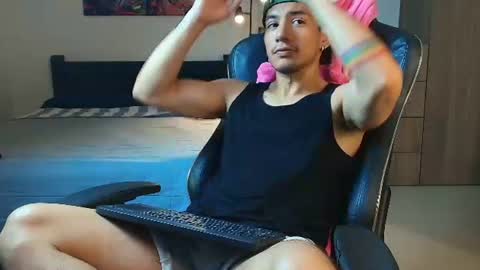 Snapshot of sergioruiz_199 chatting on 06-11-26, 07:23 Sergioruiz 199 online show from 06-11-26, 07:23