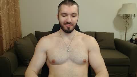 Snapshot of sergiotitan3271 chatting on 11-10-25, 01:37 Serg Superior online show from 11-10-25, 01:37