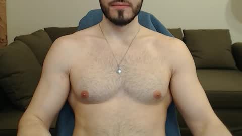 Snapshot of sergiotitan3271 chatting on 01-10-26, 12:34 Serg Superior online show from 01-10-26, 12:34