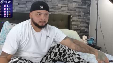 Snapshot of sermedina882454 chatting on 11-10-25, 03:27 sermedina882454 online show from 11-10-25, 03:27