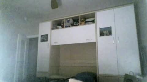 Snapshot of serrano49 chatting on 06-18-26, 01:06 serrano49 online show from 06-18-26, 01:06