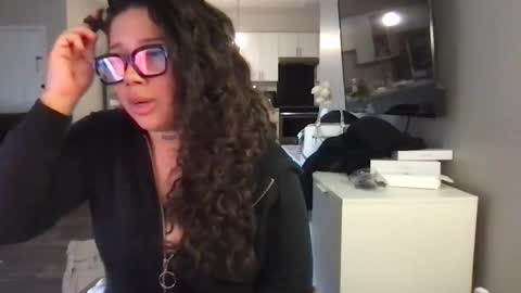 servexely online show from 02-10-26, 06:56