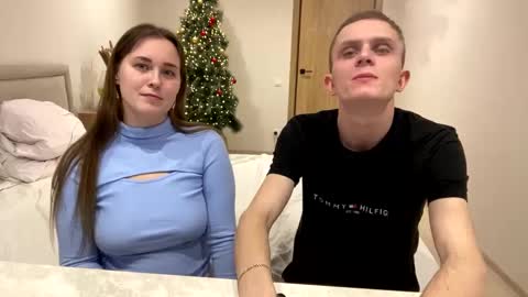 Snapshot of sescouple chatting on 01-11-25, 06:01 sescouple online show from 01-11-25, 06:01