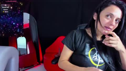 LUCERO online show from 11-05-25, 04:01