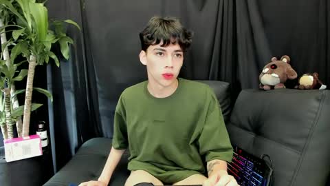 Snapshot of seth_ryder chatting on 02-15-25, 06:44 seth_ryder online show from 02-15-25, 06:44