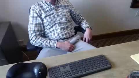 Snapshot of sethdoza chatting on 03-16-26, 06:23 sethdoza online show from 03-16-26, 06:23