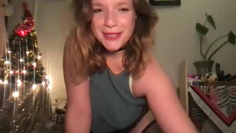 seturselfonfyre online show from 12-04-25, 06:23