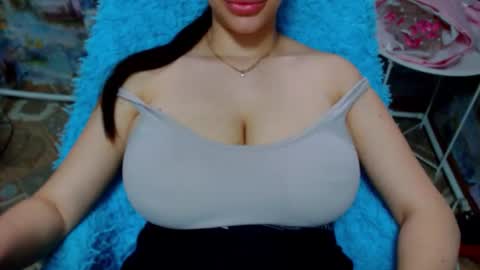 seu_cute online show from 09-13-25, 10:37