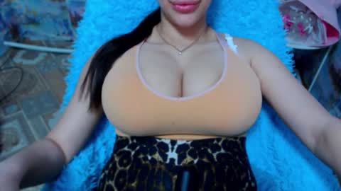 seu_cute online show from 09-28-25, 12:32