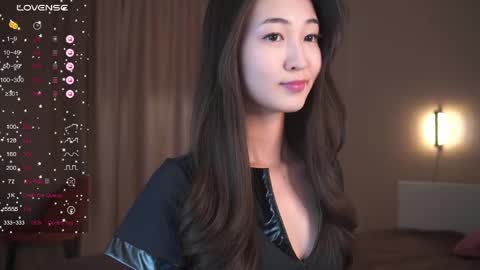 Sana online show from 04-24-26, 02:41