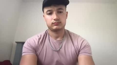 seveninchsteve_ online show from 04-12-26, 06:02