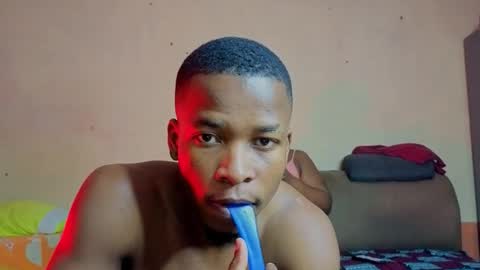 Snapshot of sevenpuss chatting on 11-16-25, 04:45 sevenpuss online show from 11-16-25, 04:45