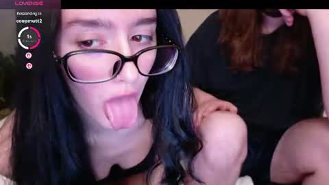 Violet online show from 06-09-26, 03:40