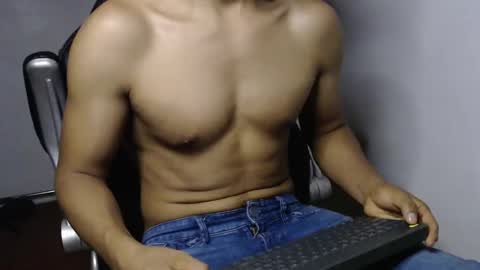 arnold online show from 12-22-24, 02:06