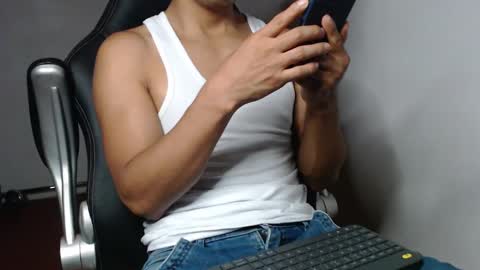 arnold online show from 12-30-24, 01:37