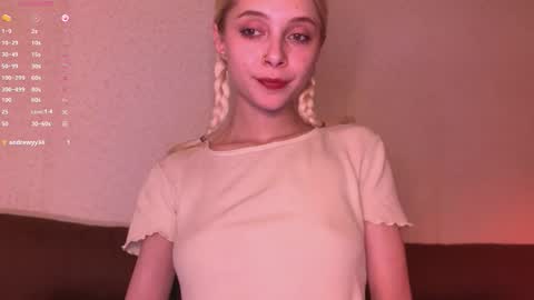 Snapshot of sexdrugg666 chatting on 11-11-25, 09:15 Dina online show from 11-11-25, 09:15