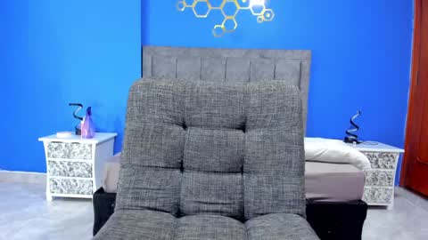 karen and camilo online show from 01-11-25, 03:44