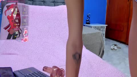 karen and camilo online show from 02-19-25, 04:55